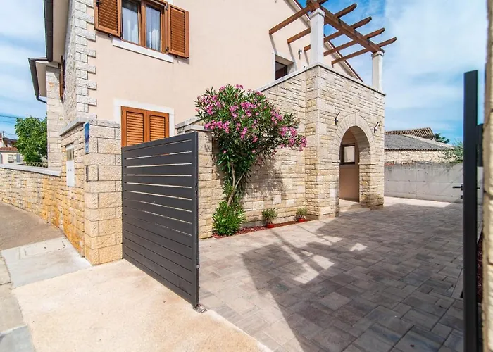 Apartment Vabriga