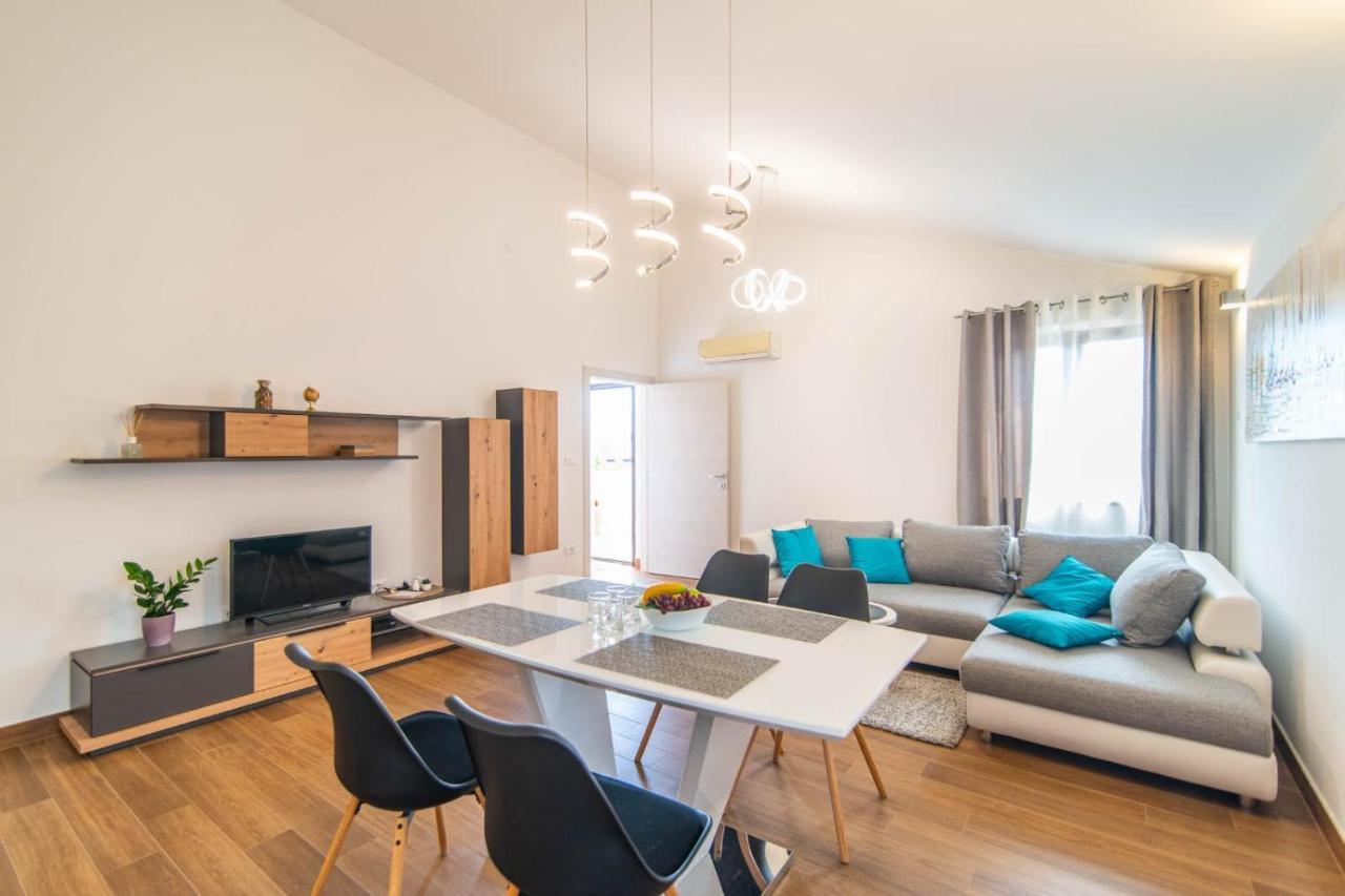Vabriga Apartment